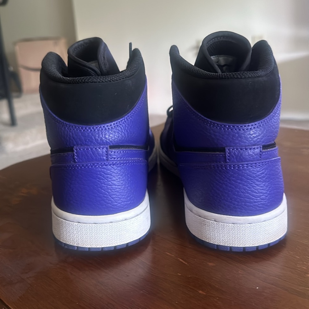 Nike Mid 1s - Picture 13 of 15